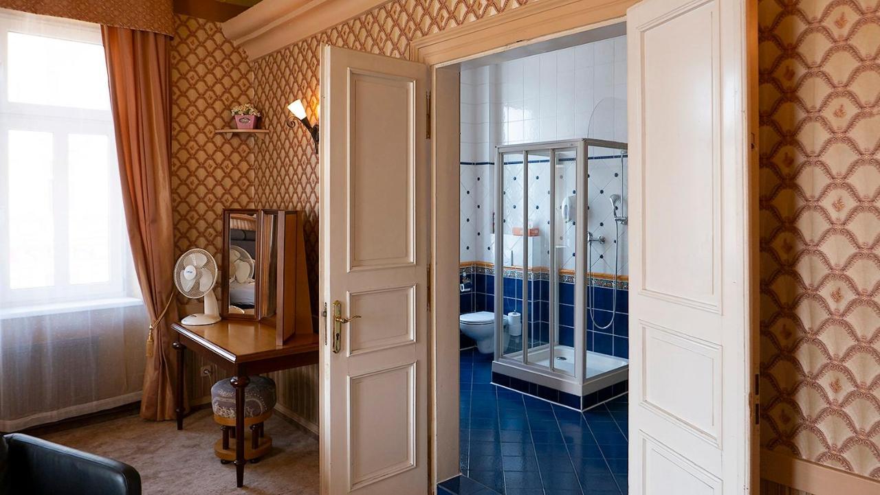Light Rooms Praga Exterior foto